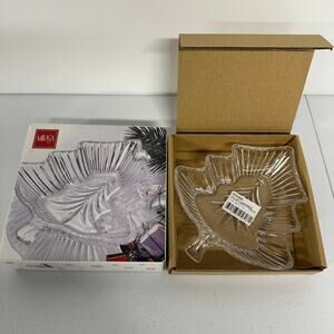 8" MIKASA Holiday Evergreen Christmas Holiday Tree Bowl, New in box